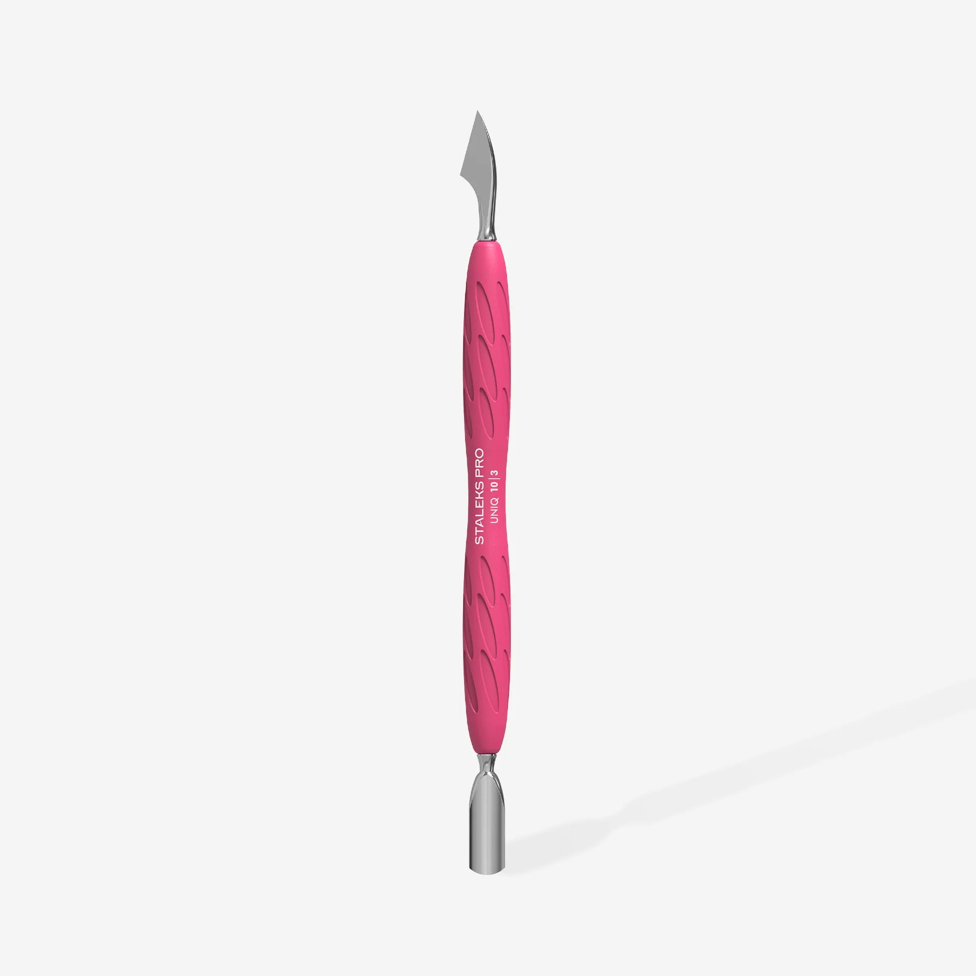 STALEKS PRO EMPUJADOR DE MANICURA UNIQ 10 "GUMMY" MANGO DE SILICONA 10/3